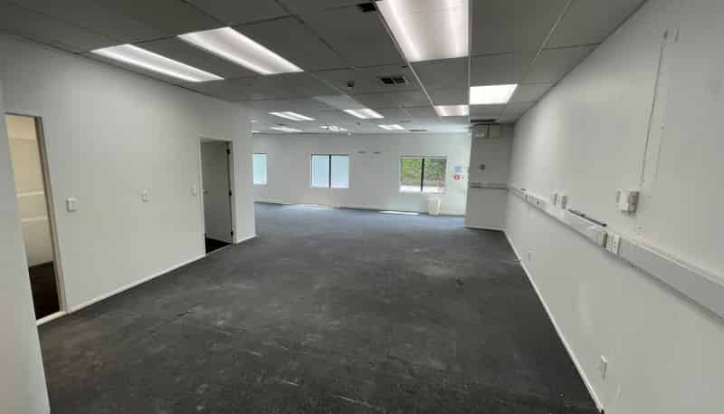 4 Pacific Rise, Mount Wellington