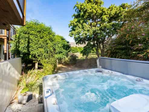 10 Roberts Drive, Cromwell