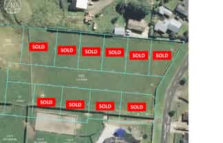 0n Rata Street, Hawera