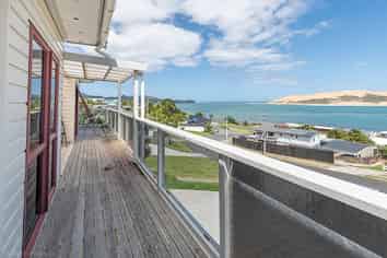 14 Fairlie  Crescent, Opononi