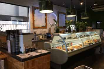 Modern Office, CBD Fringe