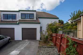 8/8 Bayswater place, Onerahi