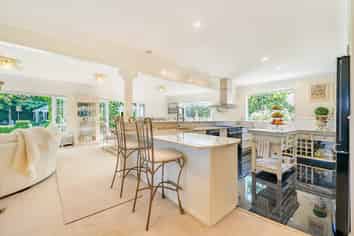 23 Rossiter Ave, Waterloo