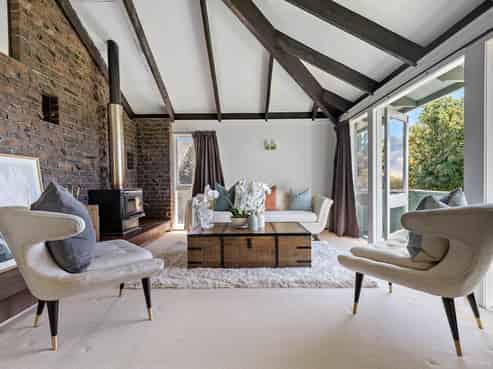 191 Okura River Road, Okura