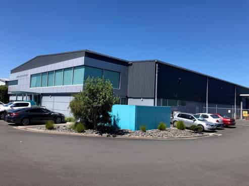 PERFECT FOR MANUFACTURING OR ENGINEERING