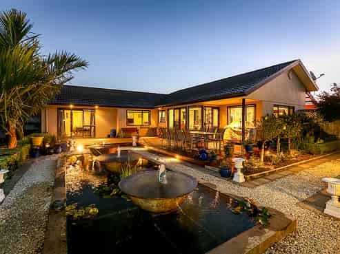 19A Shelter Grove, Frankleigh Park