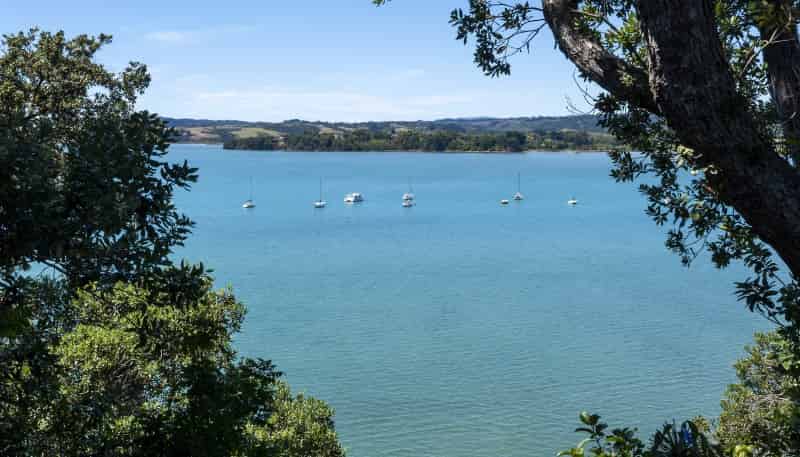 155 Pah Road, Cockle Bay