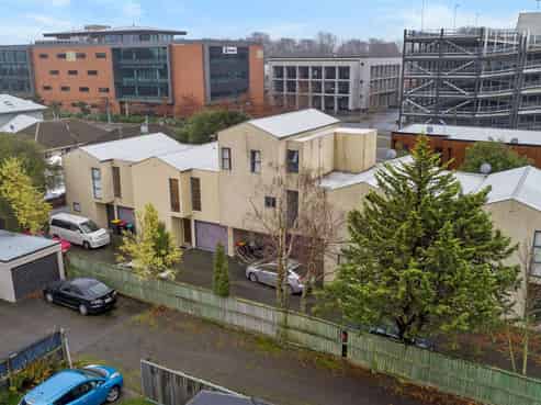 5/25 Grove Road, Addington