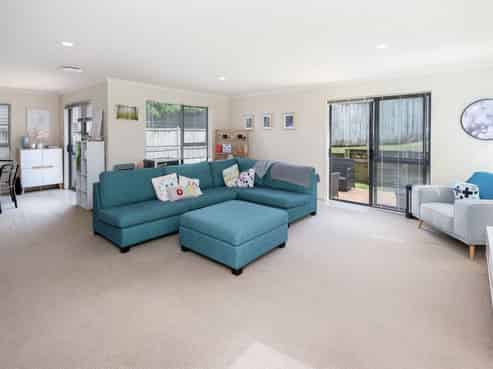 127 Cyril French Drive, Flat Bush