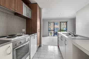 2A/168 Mokoia Road, Birkenhead