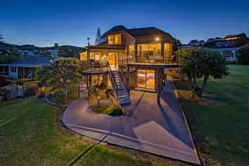 104 Bambury Place, Onemana