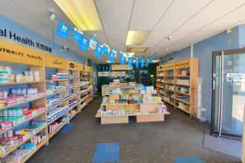 WELL POSITIONED RETAIL SPACE IN MOUNT ALBERT