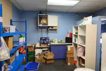 WELL POSITIONED RETAIL SPACE IN MOUNT ALBERT