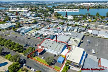 11 Pleasant View Road, Panmure