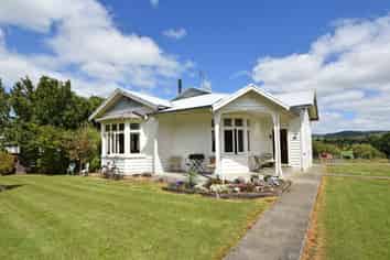  101 Main Street and 10 and 20 Birchwood Wairio Roa, Otautau