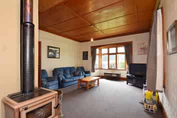  101 Main Street and 10 and 20 Birchwood Wairio Roa, Otautau