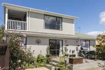 22 Momorangi Crescent, Redwood