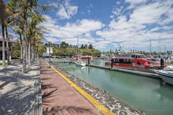 160 Ninth View Avenue, Beachlands