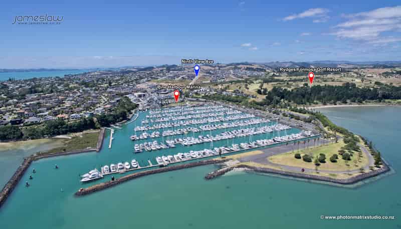 160 Ninth View Avenue, Beachlands