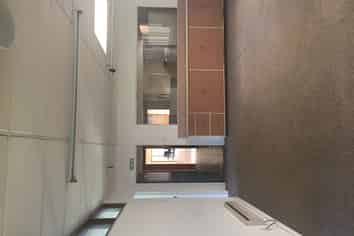 Large Warehouse - Great Profile