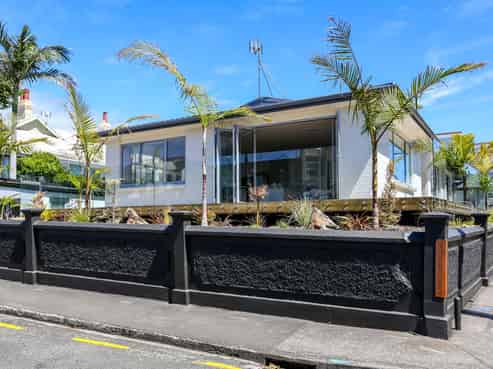 4 Weymouth Street, New Plymouth Central