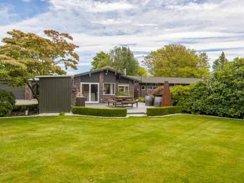 18 Coringa Road, Yaldhurst