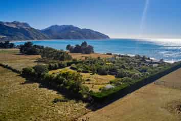 1137 State Highway 1, Hapuku