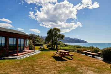 1137 State Highway 1, Hapuku