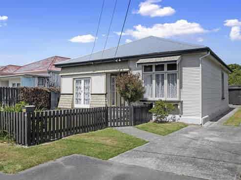 24 Leitch Street, Somerfield