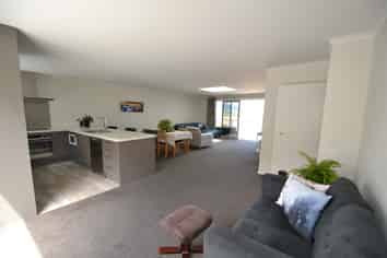 76D Coster Street, Stoke