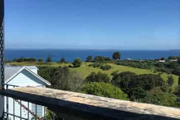 4 Askew Ave, Rakino Island