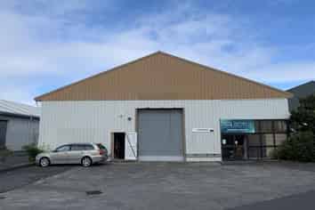 Affordable Warehousing with Yard