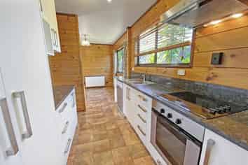 14A McKenzie Road, Owhata