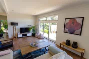 1 Scotts Terrace, Onetangi