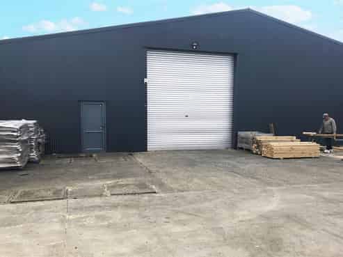 Big & Affordable Warehouse Space