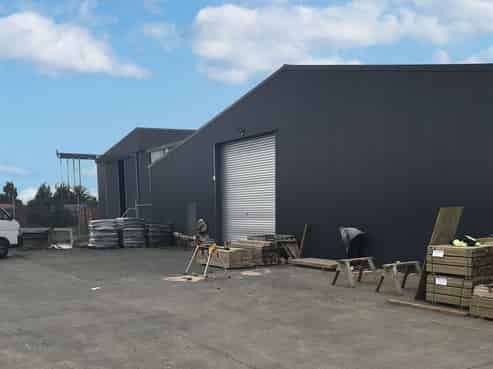 Big & Affordable Warehouse Space