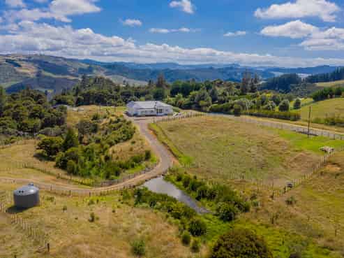 415E Mill Creek Road, Kaimarama