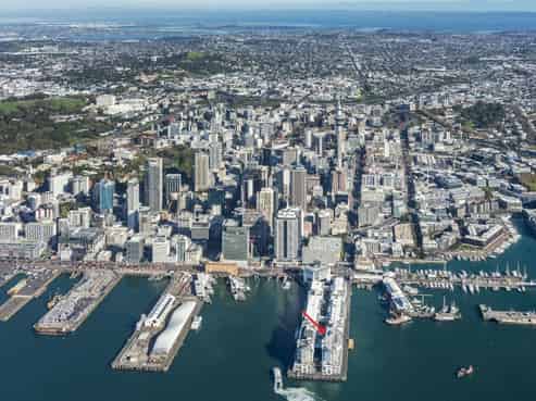 City Centre: Office on the Water