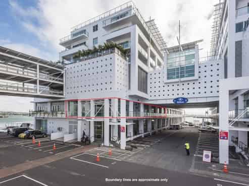 City Centre: Office on the Water