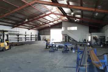 638sqm Clear Span Warehouse - For lease 