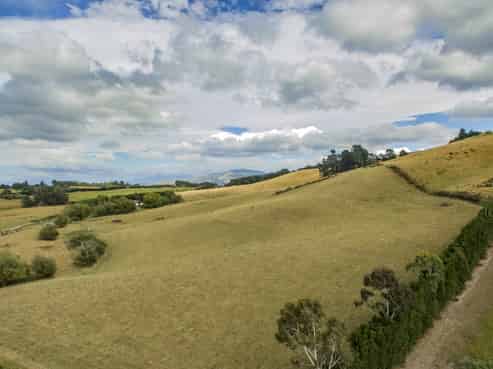 87 Campions Road, Cust