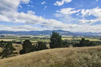 93 Campions Road, Cust