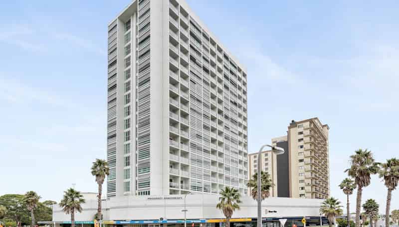 702/17 Amersham Way, Manukau