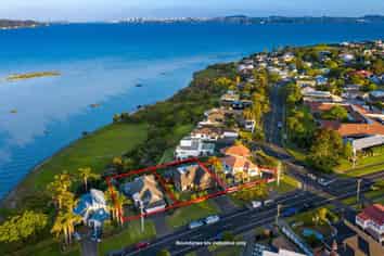 124 Beach Road, Te Atatu Peninsula