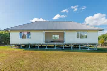 601 Koutu Loop Road, Opononi