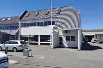 Waltham Industrial - Must be leased!