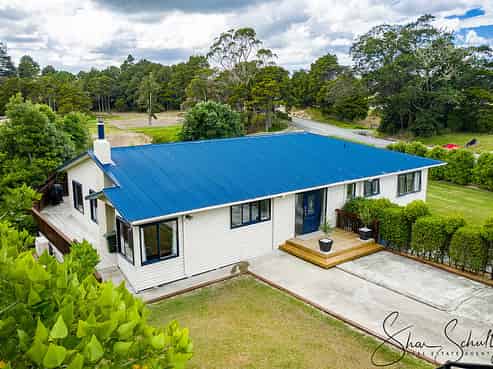 1884 Paparoa Valley Road, Paparoa