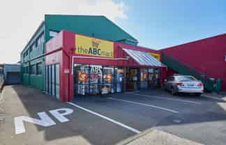 Prime Location in Kilbirnie
