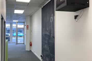 Retail - Upper Queens