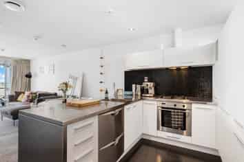 6X/435 New North Road, Kingsland